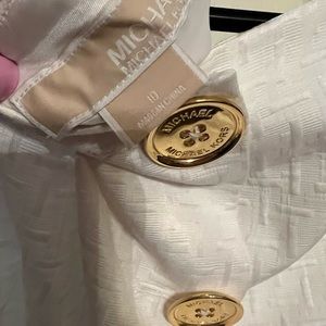 Stunning dress with great detail!